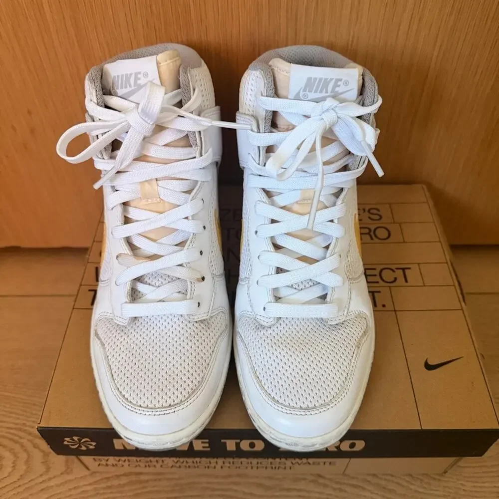 Nike White & yellow ski Hi essential hidden Wedge high-top Sneaker size 6.5